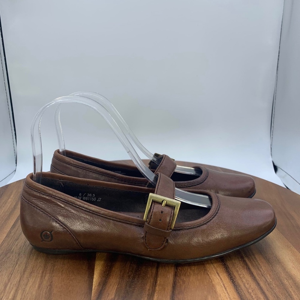 Born Mary Jane Brown Size 6 U.S. 36.5 EU